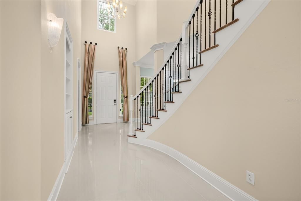 For Sale: $2,195,000 (5 beds, 4 baths, 4205 Square Feet)