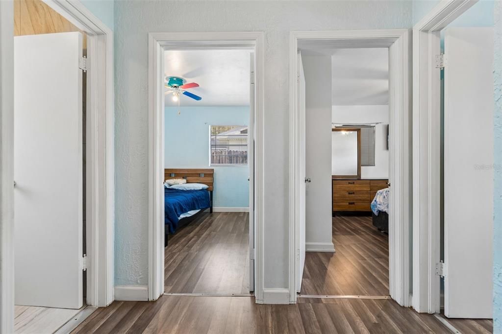 На продажу: $229,900 (3 спален, 1 ванн, 800 Квадратных фут)