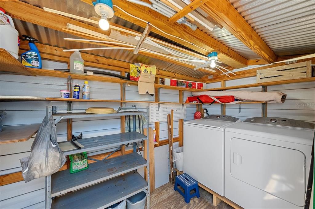 For Sale: $89,000 (1 beds, 1 baths, 408 Square Feet)