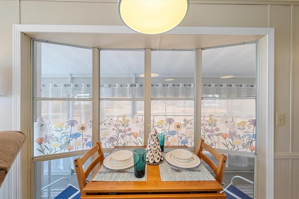 For Sale: $89,000 (1 beds, 1 baths, 408 Square Feet)