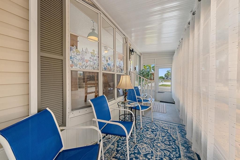 For Sale: $89,000 (1 beds, 1 baths, 408 Square Feet)