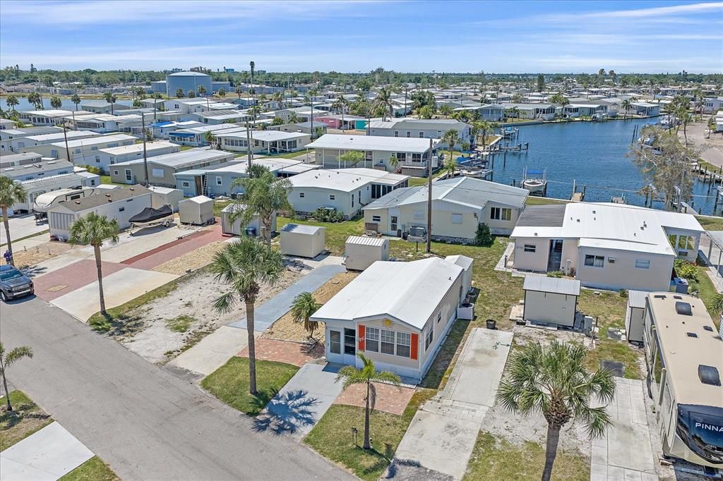 For Sale: $89,000 (1 beds, 1 baths, 408 Square Feet)