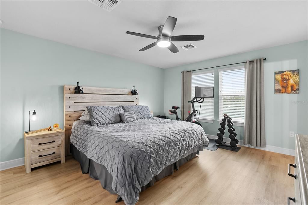 For Sale: $410,000 (4 beds, 3 baths, 2205 Square Feet)