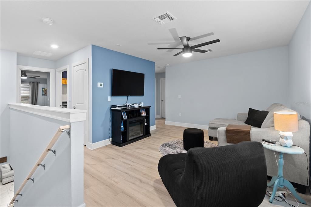 For Sale: $410,000 (4 beds, 3 baths, 2205 Square Feet)