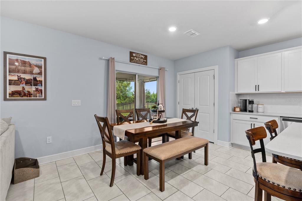 For Sale: $410,000 (4 beds, 3 baths, 2205 Square Feet)