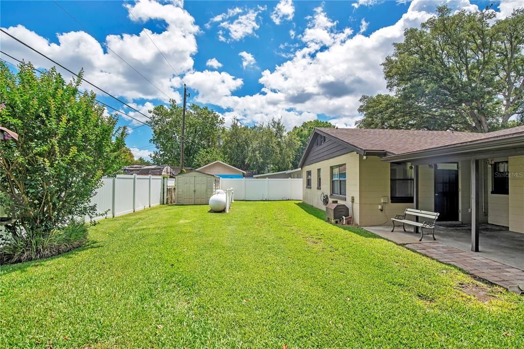 Activo con contrato: $325,000 (3 camas, 2 baños, 1290 Pies cuadrados)