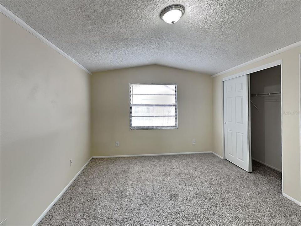 For Rent: $1,925 (3 beds, 2 baths, 1300 Square Feet)