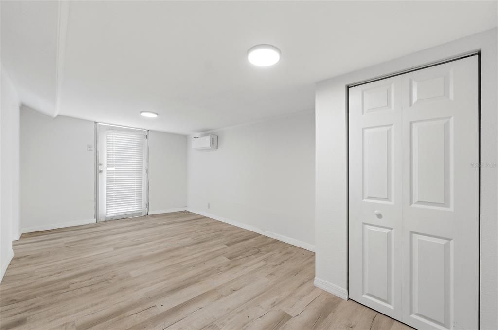 На продажу: $419,900 (4 спален, 2 ванн, 1584 Квадратных фут)