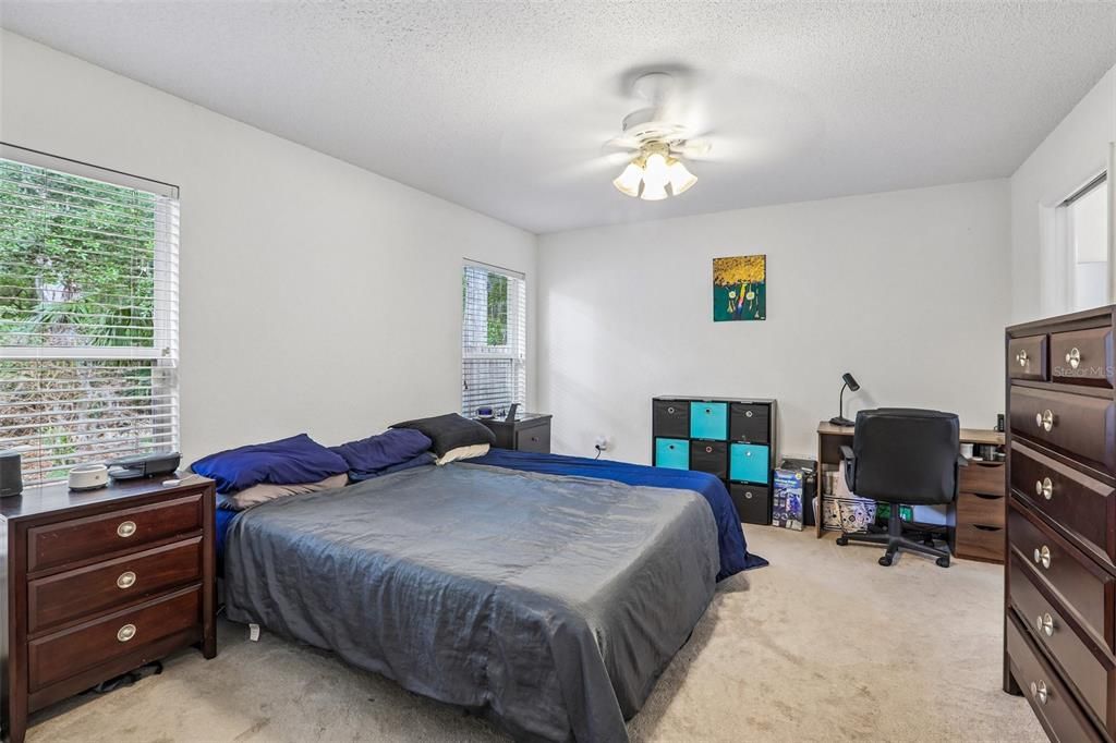 En Venta: $324,900 (3 camas, 2 baños, 1620 Pies cuadrados)