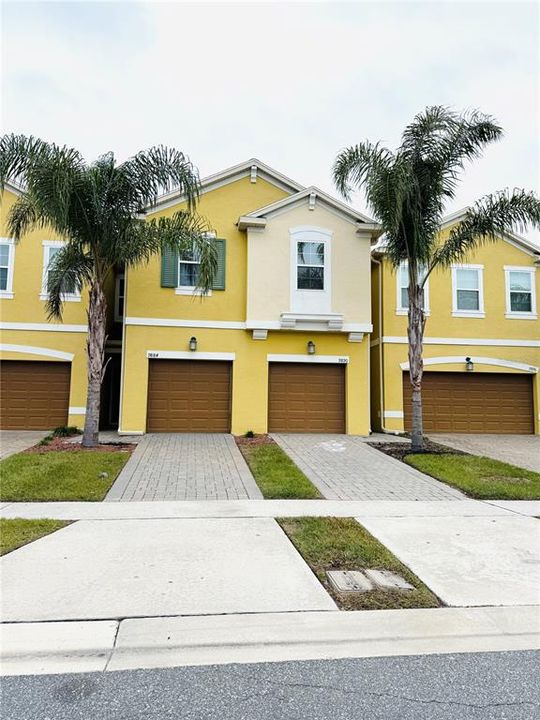 Vendido Recientemente: $305,000 (3 camas, 2 baños, 1308 Pies cuadrados)