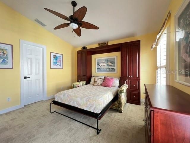 En Venta: $1,699,000 (3 camas, 3 baños, 2215 Pies cuadrados)
