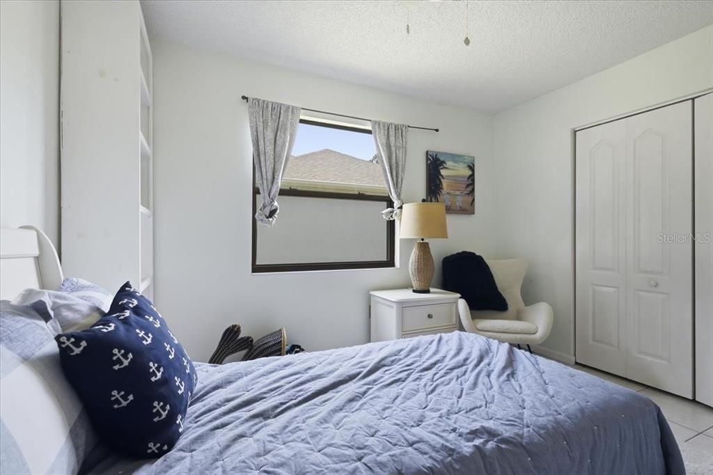 En Venta: $249,000 (2 camas, 2 baños, 916 Pies cuadrados)