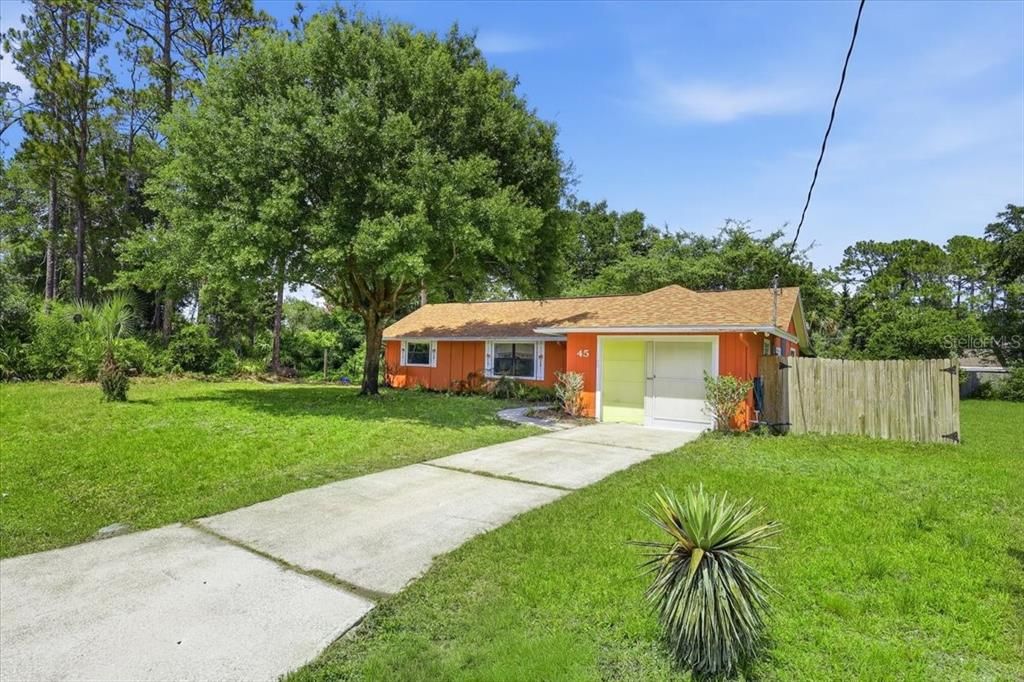 En Venta: $249,000 (2 camas, 2 baños, 916 Pies cuadrados)