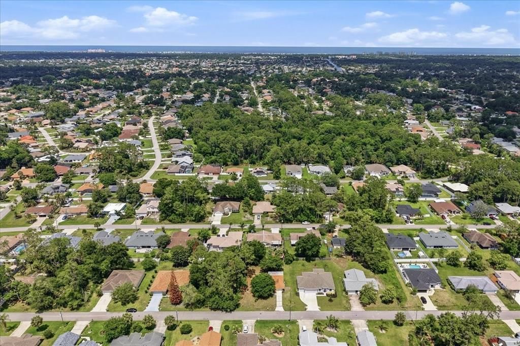 En Venta: $249,000 (2 camas, 2 baños, 916 Pies cuadrados)