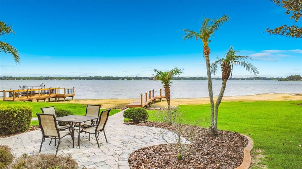 En Venta: $499,000 (2 camas, 2 baños, 1818 Pies cuadrados)