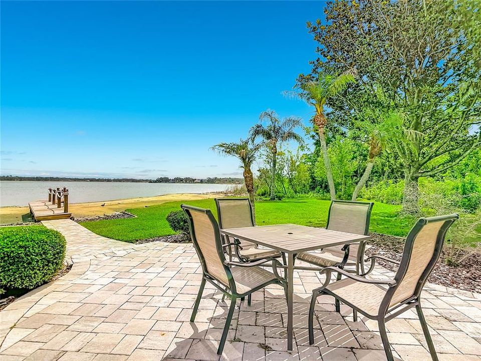 En Venta: $499,000 (2 camas, 2 baños, 1818 Pies cuadrados)
