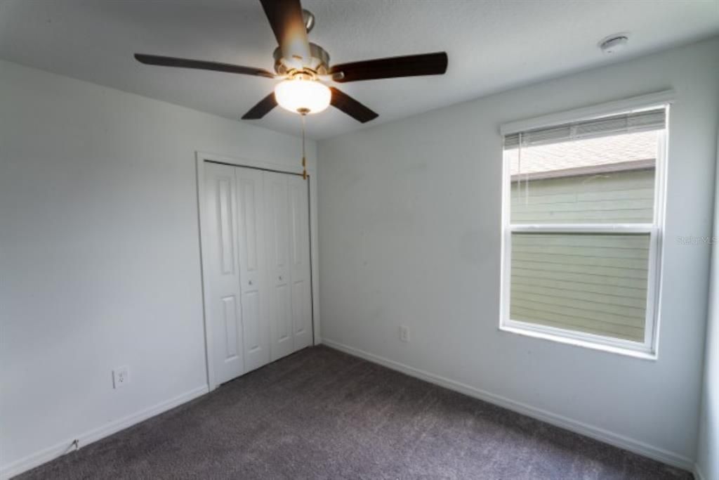 For Rent: $2,675 (5 beds, 2 baths, 2217 Square Feet)