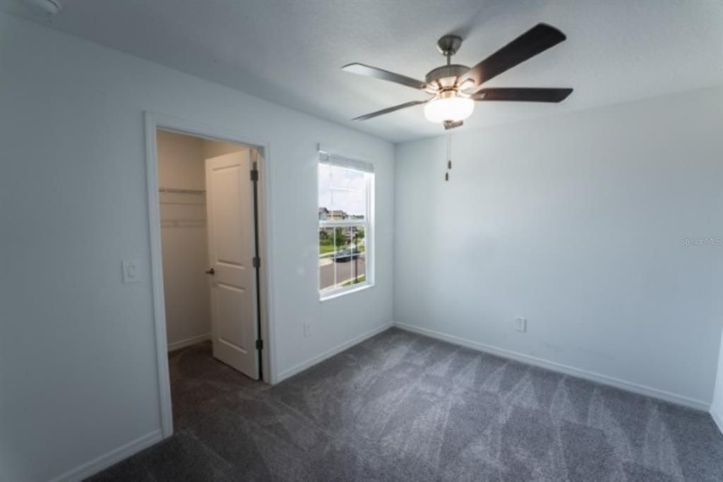 For Rent: $2,675 (5 beds, 2 baths, 2217 Square Feet)