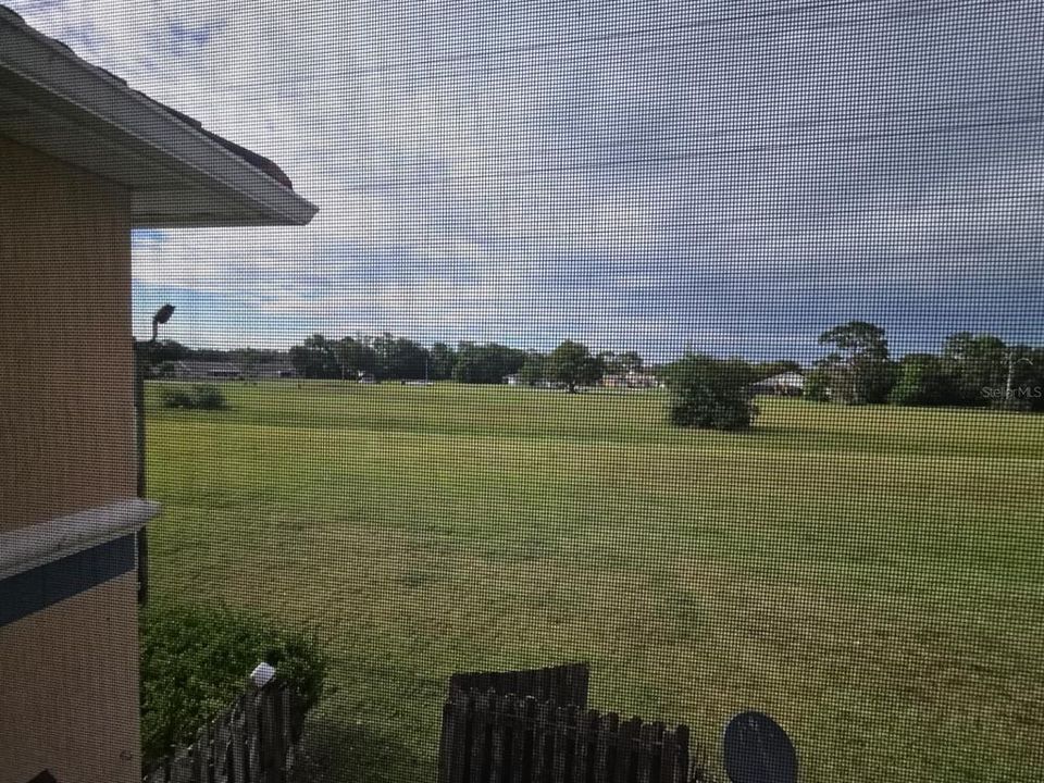For Rent: $1,800 (3 beds, 2 baths, 1200 Square Feet)