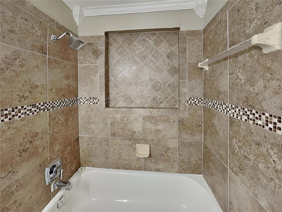 В аренду: $1,795 (3 спален, 1 ванн, 1096 Квадратных фут)