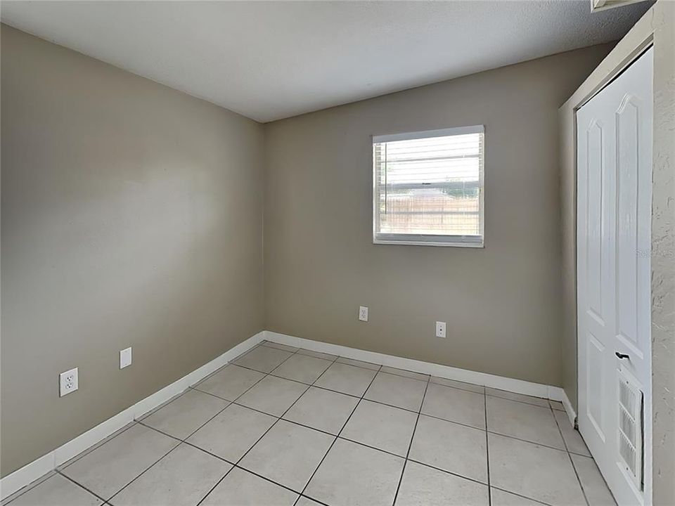 В аренду: $1,795 (3 спален, 1 ванн, 1096 Квадратных фут)