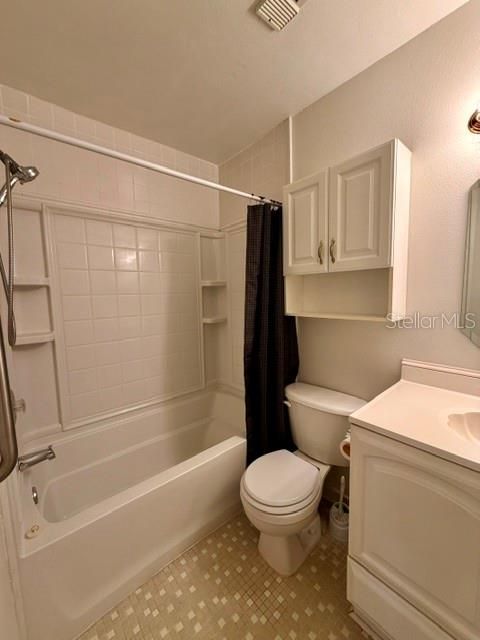 В аренду: $1,600 (2 спален, 1 ванн, 1015 Квадратных фут)