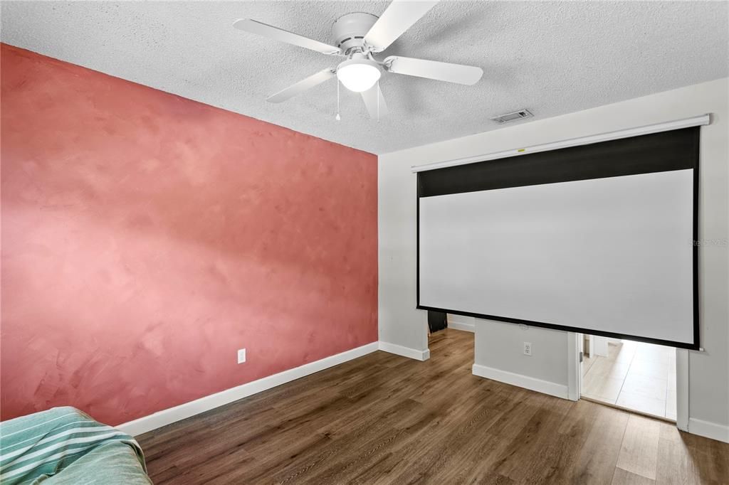 En Venta: $215,000 (2 camas, 1 baños, 781 Pies cuadrados)