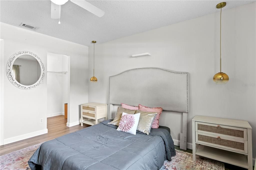 En Venta: $215,000 (2 camas, 1 baños, 781 Pies cuadrados)