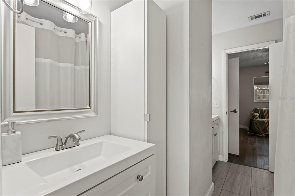 En Venta: $215,000 (2 camas, 1 baños, 781 Pies cuadrados)
