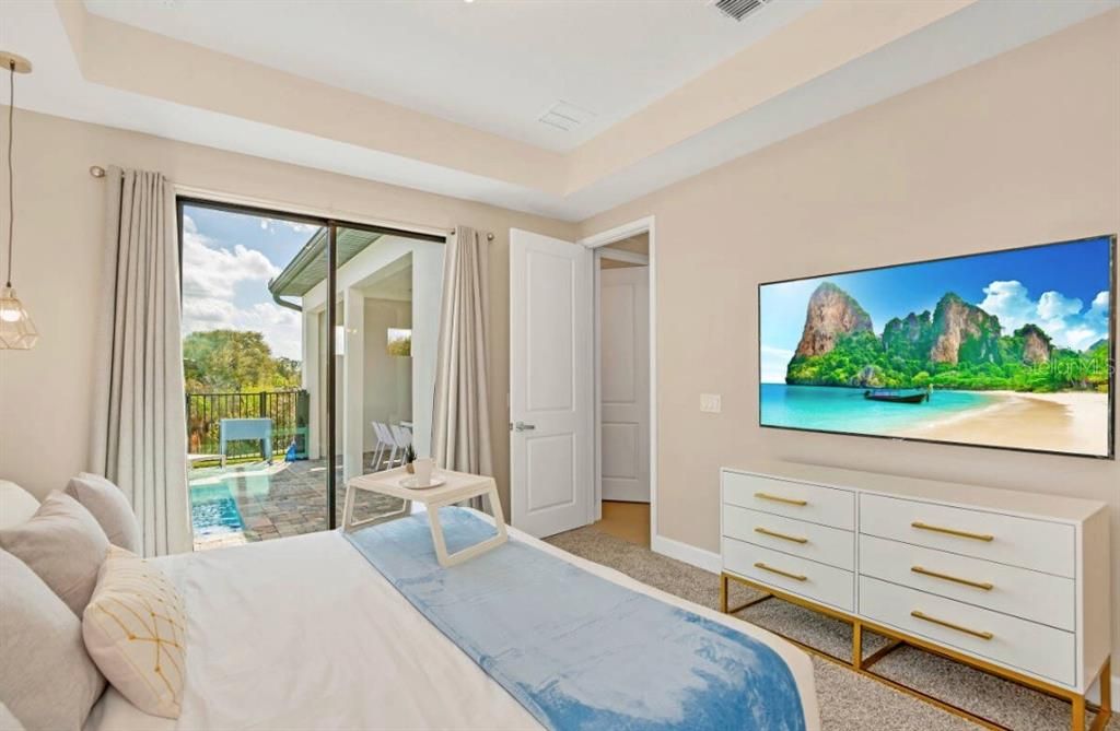 Activo con contrato: $475,000 (5 camas, 4 baños, 2310 Pies cuadrados)