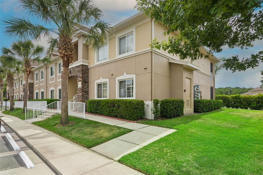 En Venta: $299,900 (3 camas, 2 baños, 1151 Pies cuadrados)