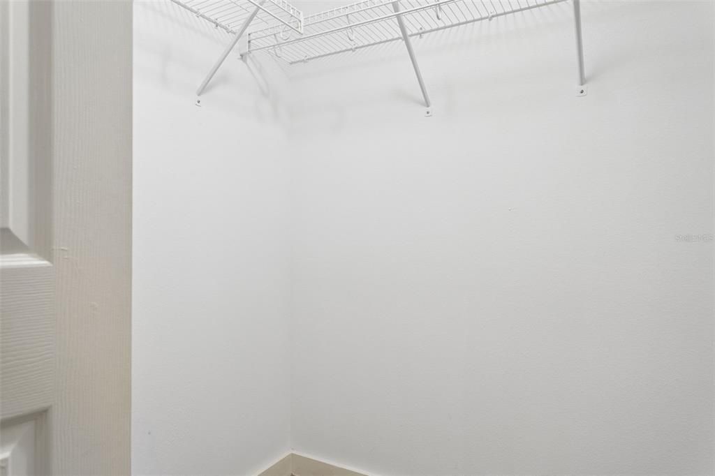 En Venta: $299,900 (3 camas, 2 baños, 1151 Pies cuadrados)