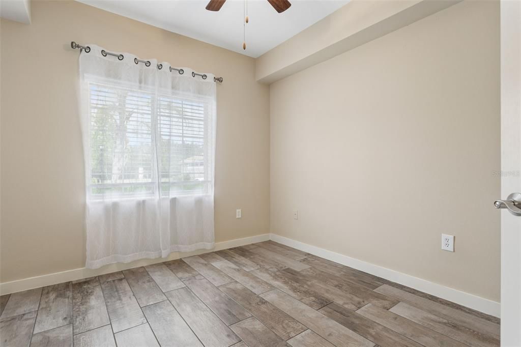 En Venta: $299,900 (3 camas, 2 baños, 1151 Pies cuadrados)