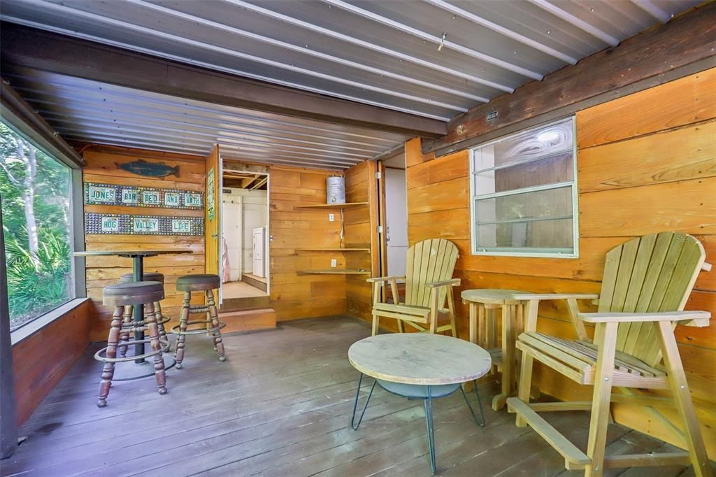 На продажу: $280,000 (2 спален, 1 ванн, 960 Квадратных фут)