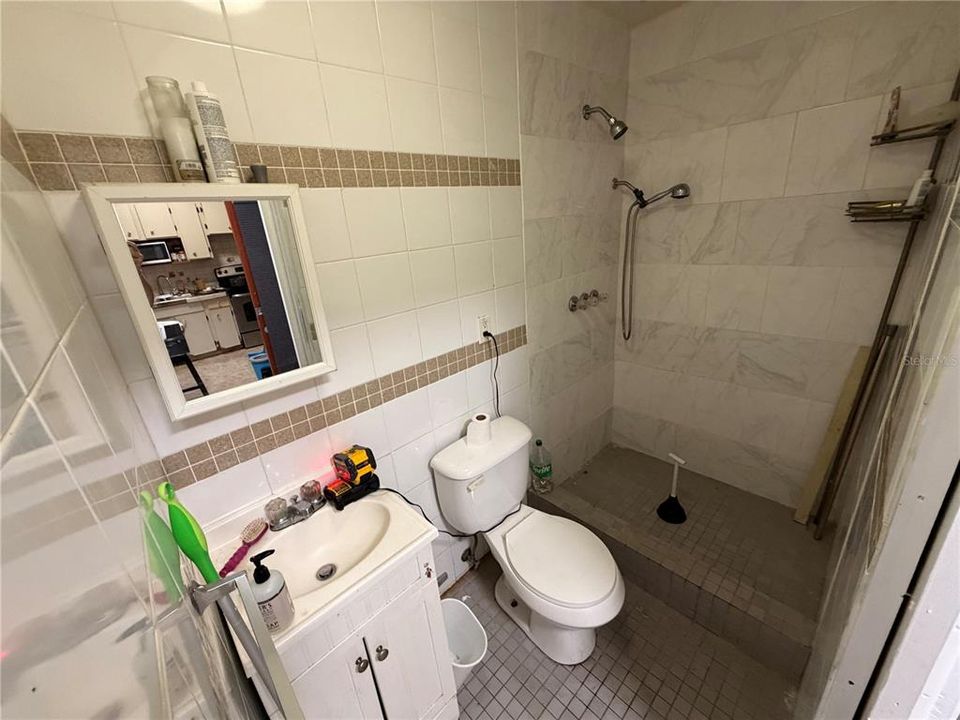For Sale: $421,999 (4 beds, 3 baths, 720 Square Feet)