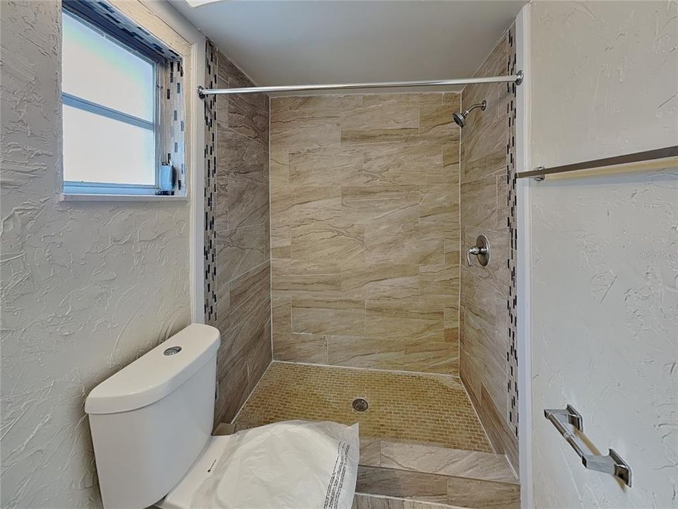 En Renta: $1,775 (3 camas, 2 baños, 1525 Pies cuadrados)