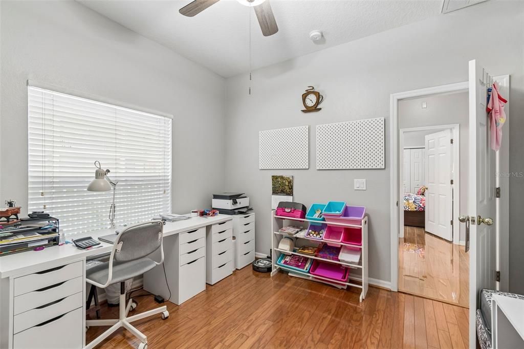 En Venta: $599,999 (4 camas, 3 baños, 2290 Pies cuadrados)