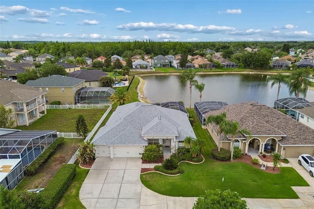En Venta: $599,999 (4 camas, 3 baños, 2290 Pies cuadrados)