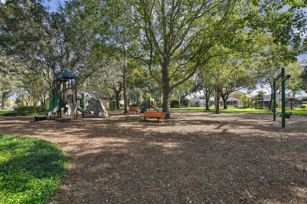 En Venta: $599,999 (4 camas, 3 baños, 2290 Pies cuadrados)