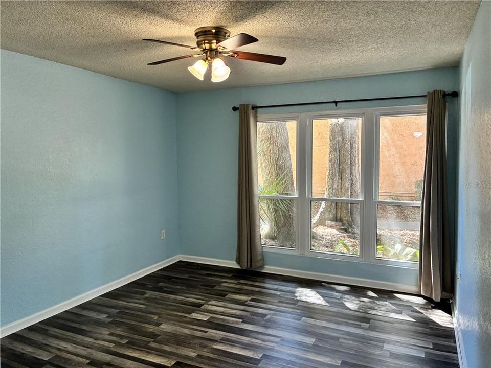 В аренду: $1,595 (3 спален, 2 ванн, 1278 Квадратных фут)