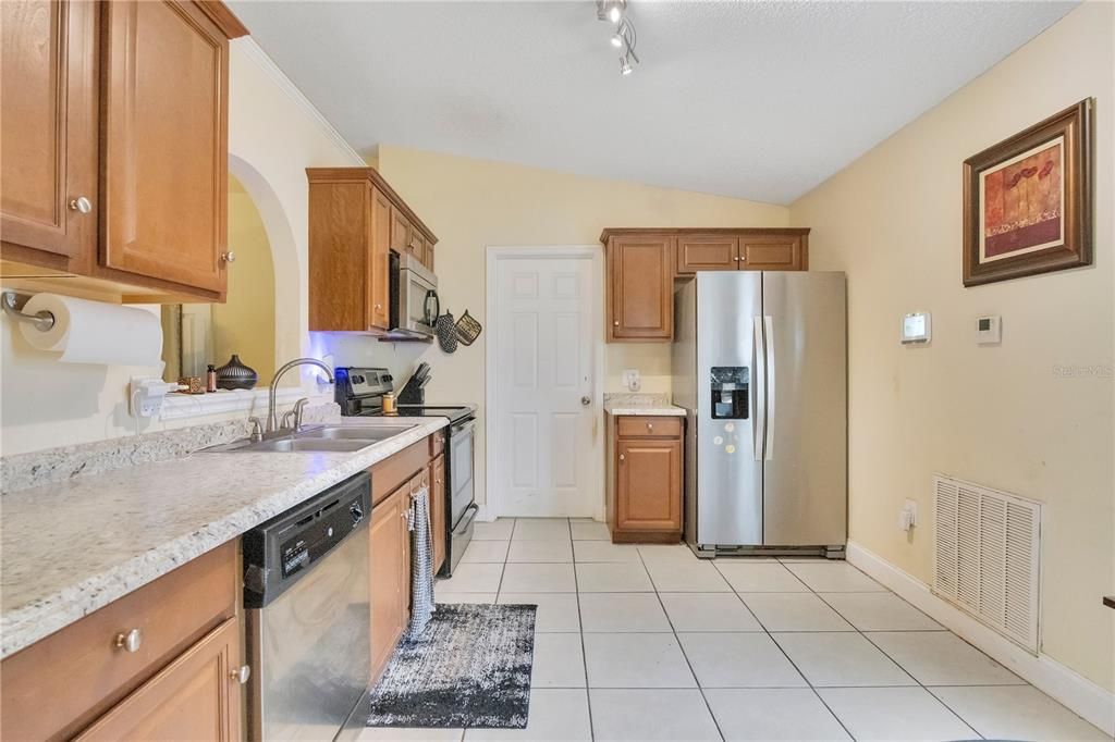En Venta: $345,000 (3 camas, 2 baños, 1264 Pies cuadrados)