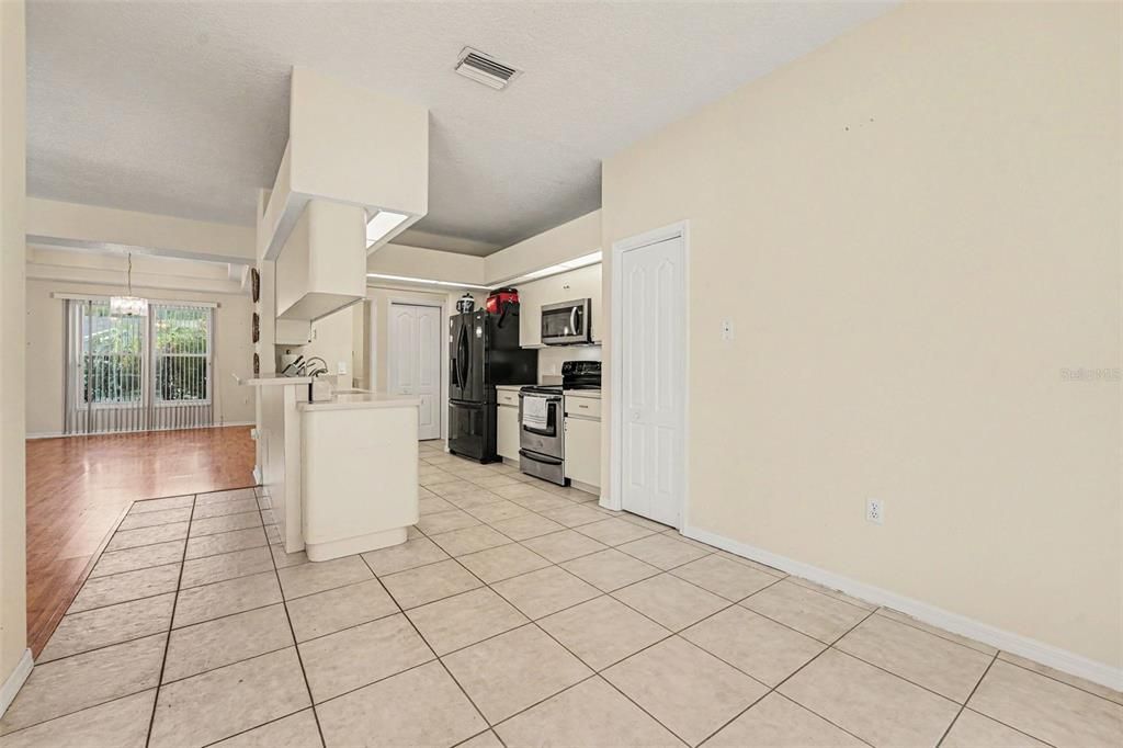 For Sale: $430,000 (3 beds, 2 baths, 1766 Square Feet)