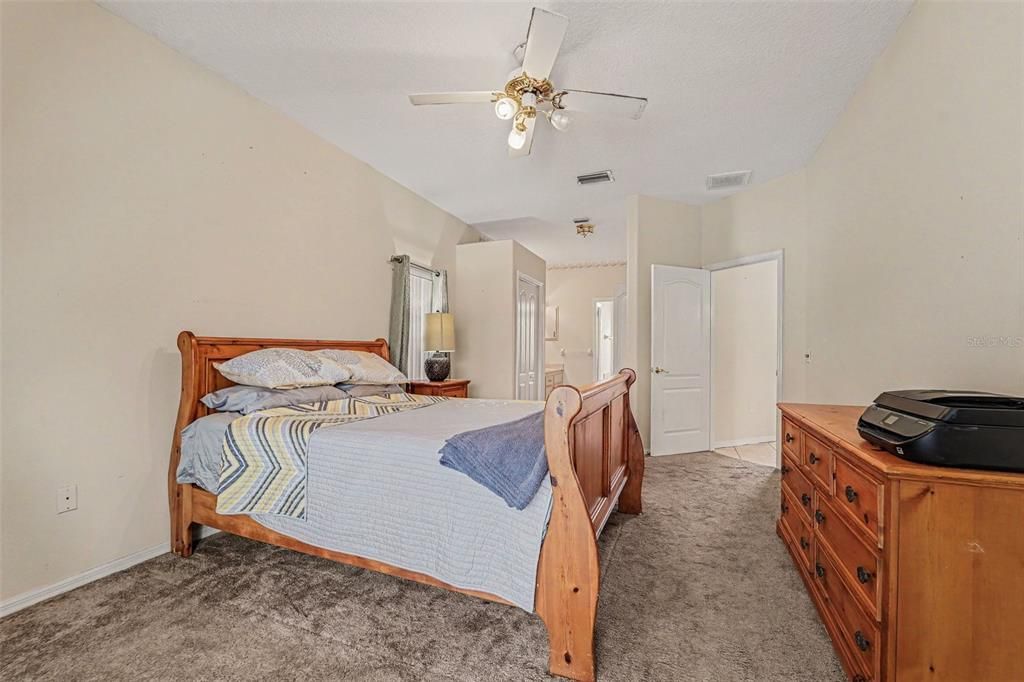 For Sale: $430,000 (3 beds, 2 baths, 1766 Square Feet)