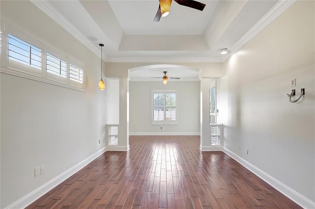 Active With Contract: $550,000 (4 beds, 3 baths, 2547 Square Feet)