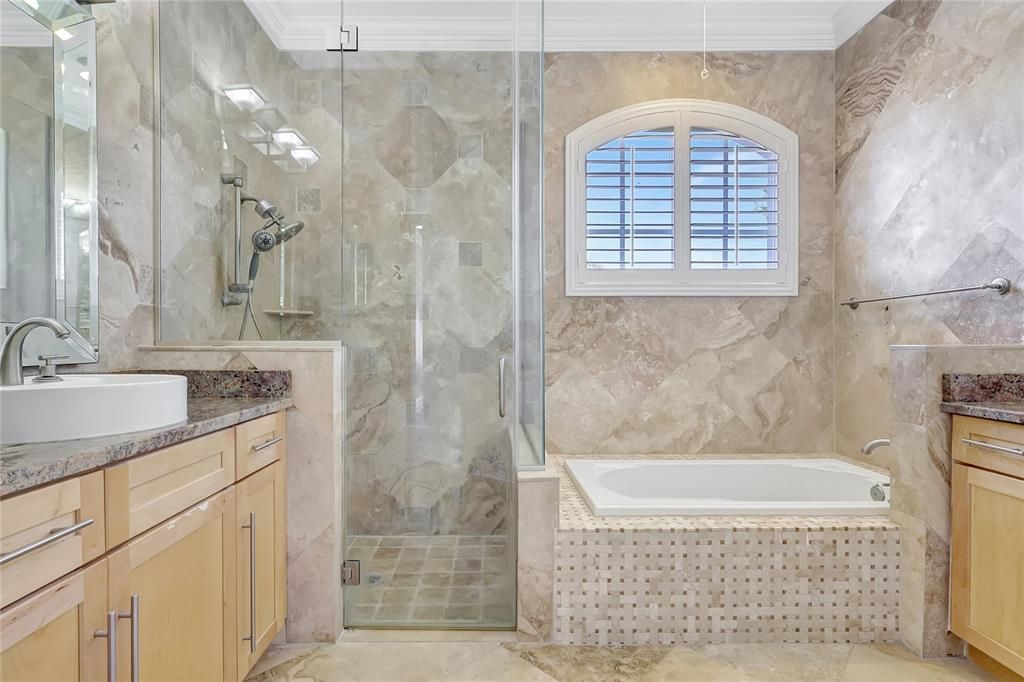 Active With Contract: $550,000 (4 beds, 3 baths, 2547 Square Feet)