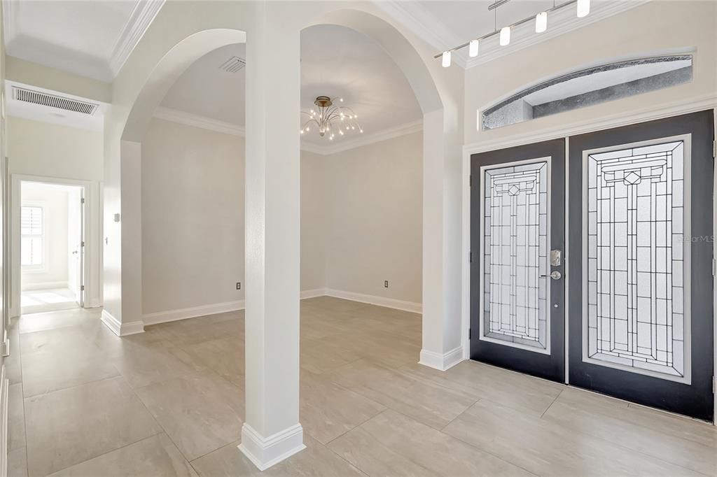 Active With Contract: $550,000 (4 beds, 3 baths, 2547 Square Feet)
