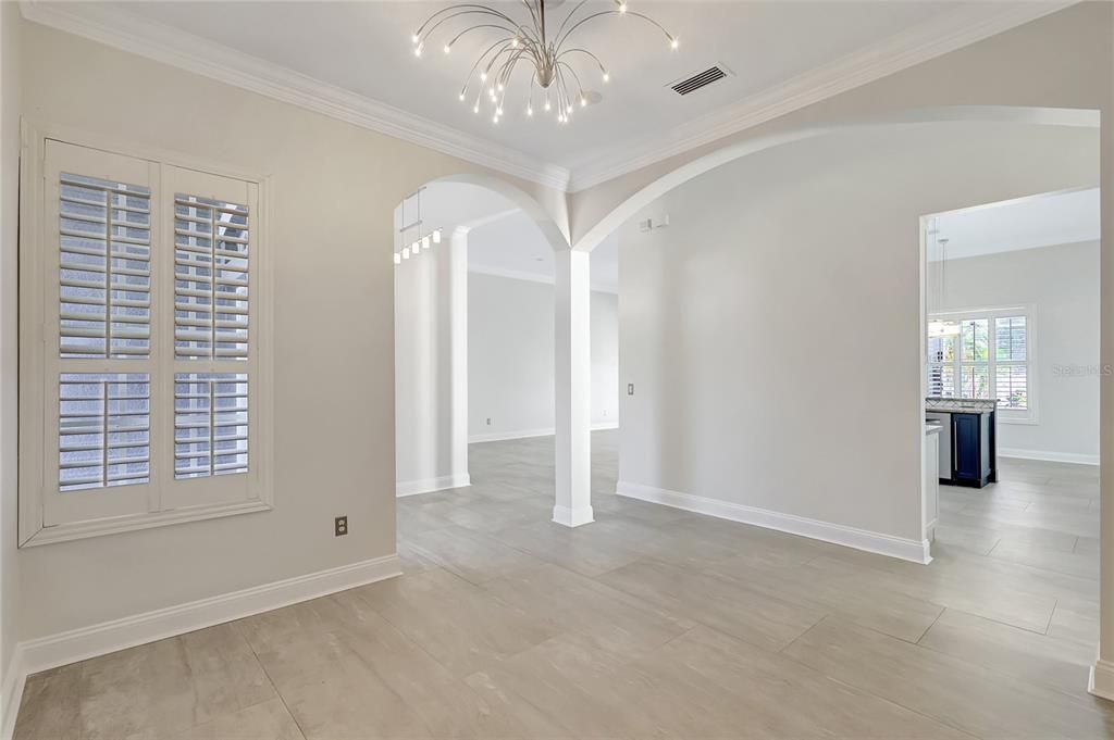 Active With Contract: $550,000 (4 beds, 3 baths, 2547 Square Feet)