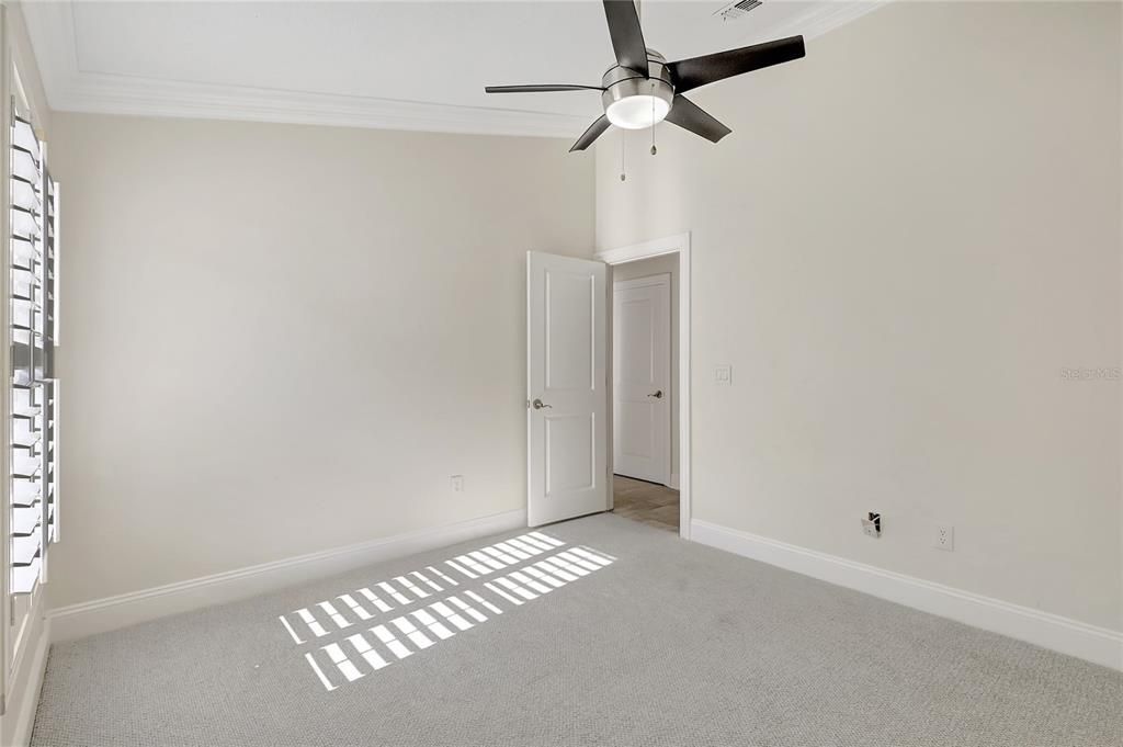 Active With Contract: $550,000 (4 beds, 3 baths, 2547 Square Feet)