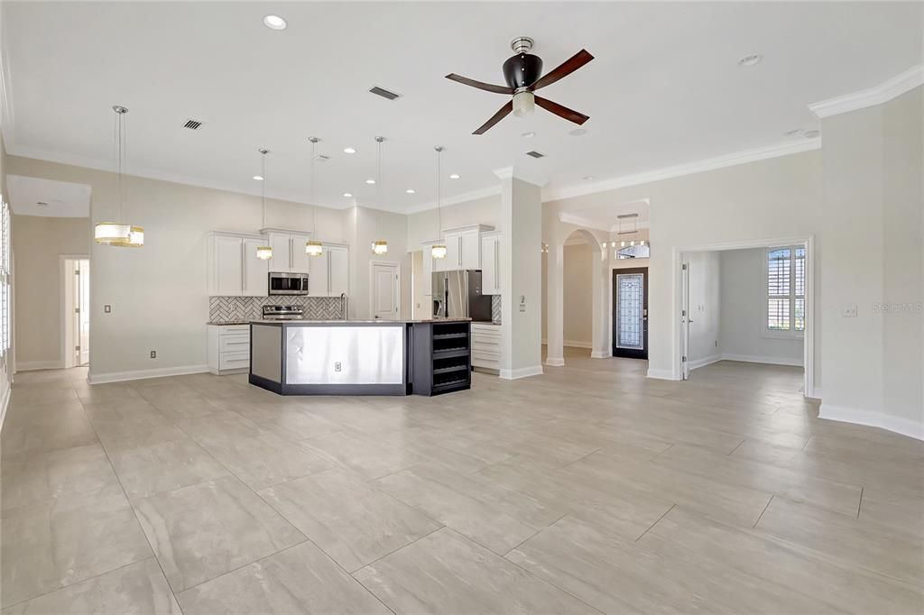 Active With Contract: $550,000 (4 beds, 3 baths, 2547 Square Feet)