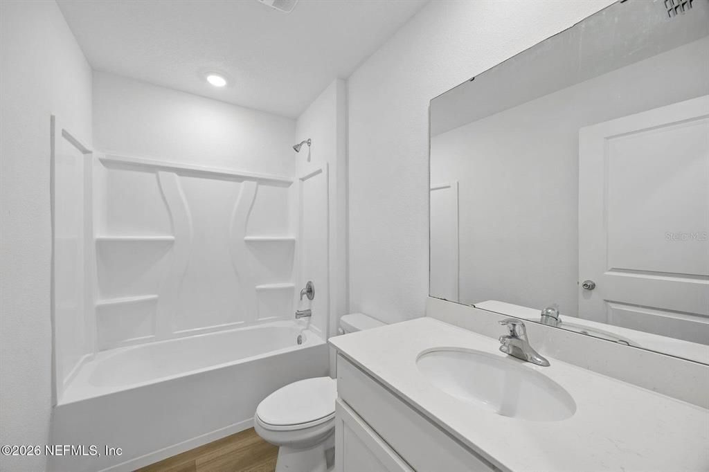 For Sale: $299,000 (4 beds, 3 baths, 1958 Square Feet)